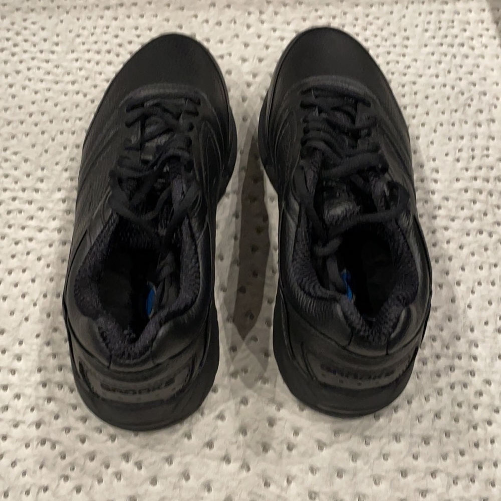Brooks Addiction Walker, new in box, women’s size 10 2 E, extra wide - Picture 2 of 6
